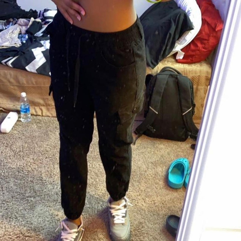 xs black cargo pants
